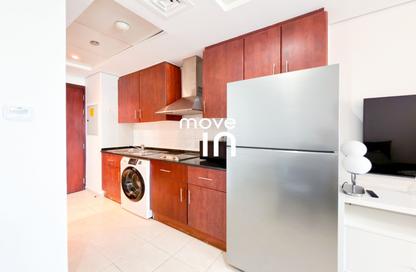 Apartment - Studio - 1 Bathroom for rent in Lake View Tower - JLT Cluster B - Jumeirah Lake Towers - Dubai
