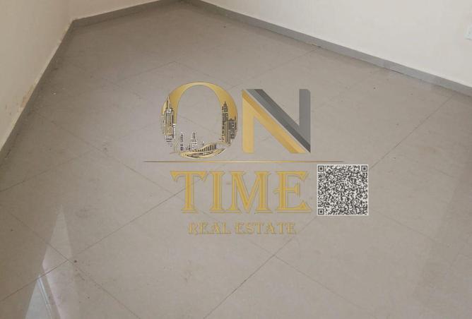 72720037 - Property Image 3