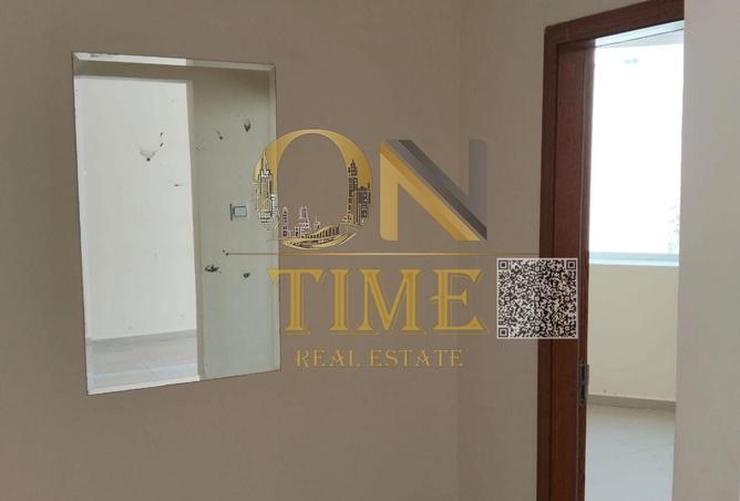 72720037 - Property Image 2