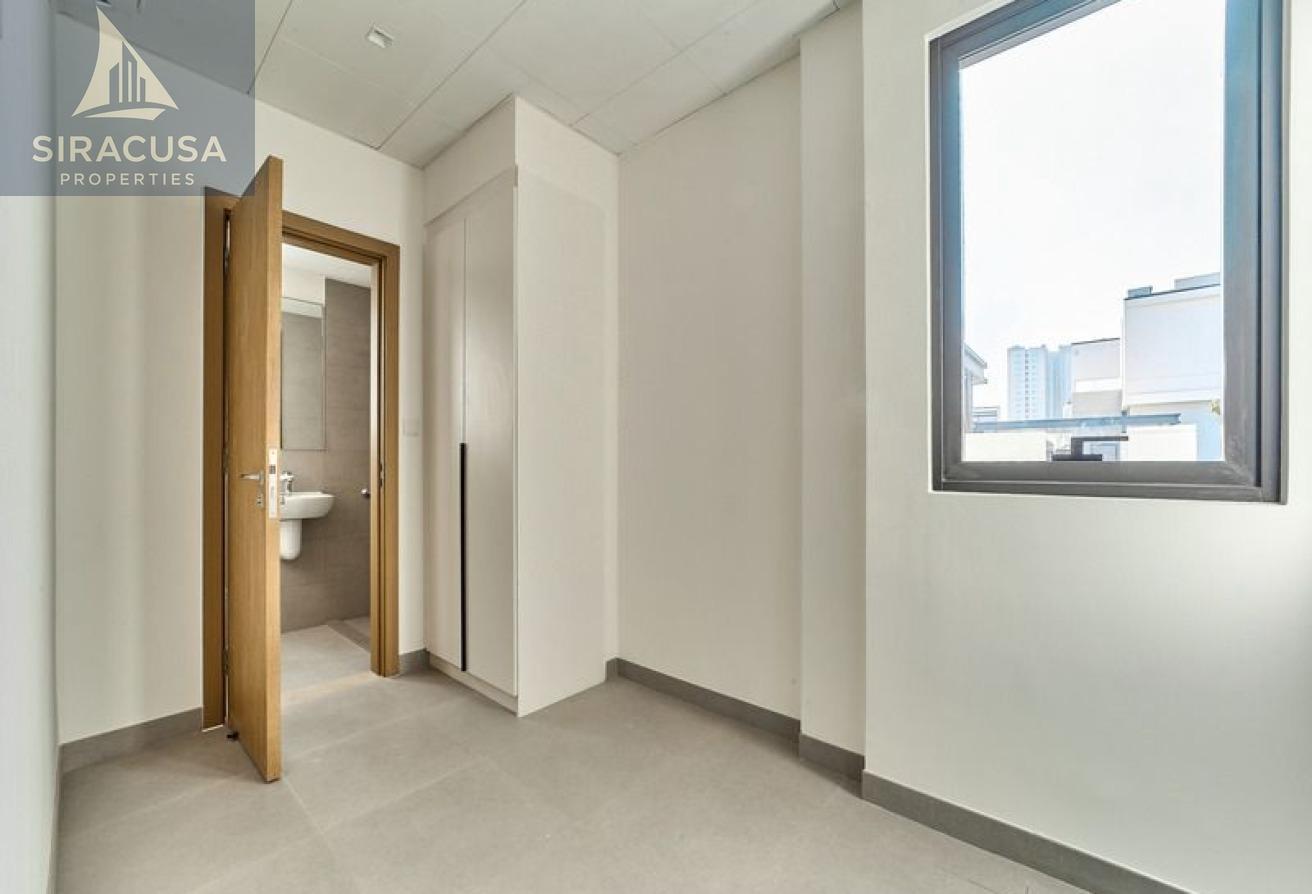 Single-Row | Beautifully Landscaped | B-Type photo 21