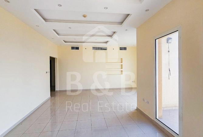 83211388 - Property Image 3