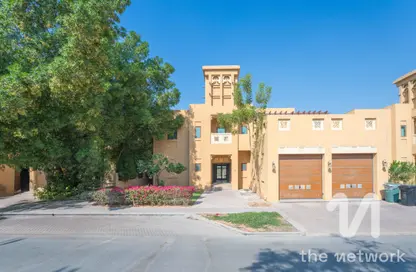 فيلا - 3 غرف نوم - 3 حمامات للايجار في فيلات طراز دبي - القرية الشمالية - الفرجان - دبي