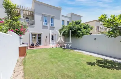 تاون هاوس - 2 غرف نوم - 3 حمامات للبيع في الينابيع 15 - الينابيع - دبي