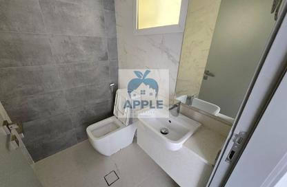 Apartment - 2 Bedrooms - 3 Bathrooms for rent in Muwaileh Commercial - Sharjah
