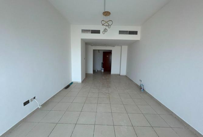 127934689 - Property Image 3