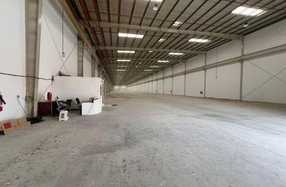 Warehouse - Studio - 3 Bathrooms for rent in Al Sajaa Industrial - Al Sajaa - Sharjah
