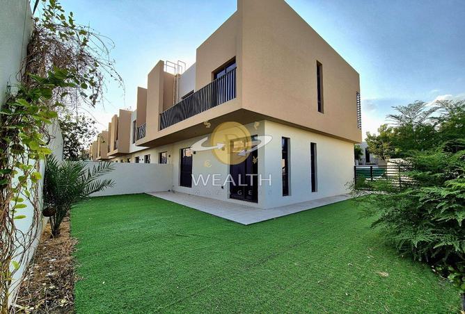 ! 03BHK Fully Corner || Bigger layout || Resale