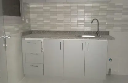 Apartment - 1 Bedroom - 2 Bathrooms for rent in Al Taawun - Sharjah