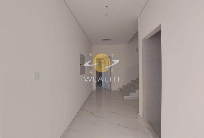 97399519 - Property Image 2