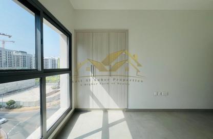 Apartment - 1 Bedroom - 2 Bathrooms for rent in Jumeirah Garden City - Al Satwa - Dubai