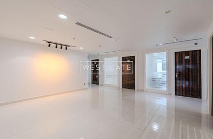 Office Space - Studio - 1 Bathroom for rent in One Lake Plaza - JLT Cluster T - Jumeirah Lake Towers - Dubai