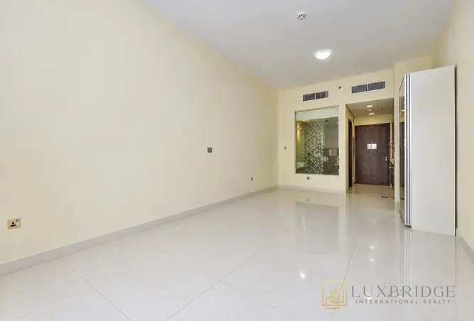 162805147 - Property Image 3
