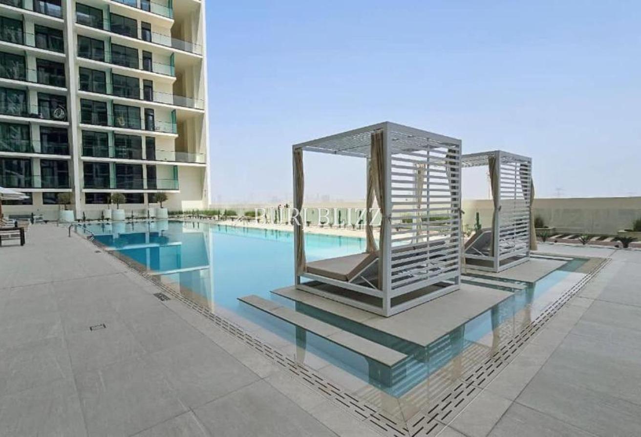 Bright and Spacious | Unfurnished | Community View photo 17