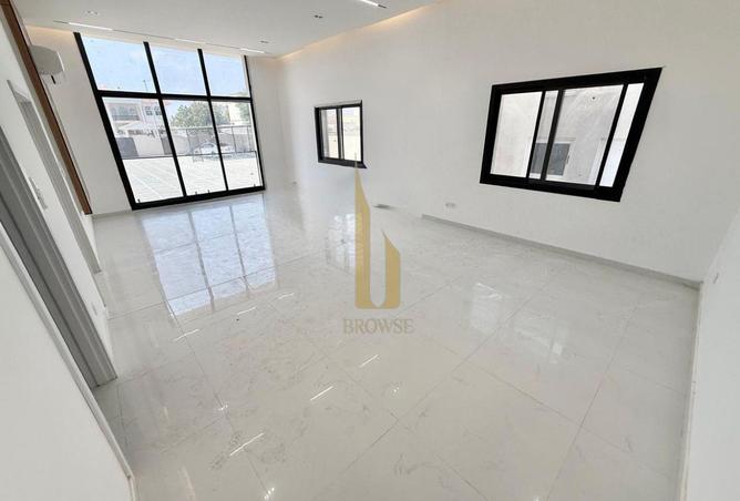 71902203 - Property Image 3