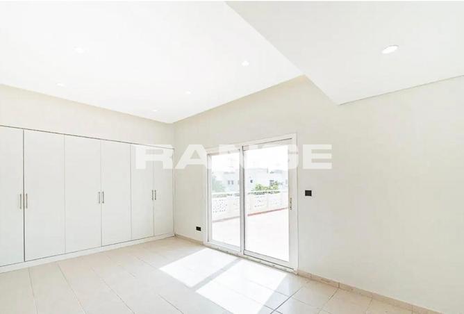 140573001 - Property Image 3
