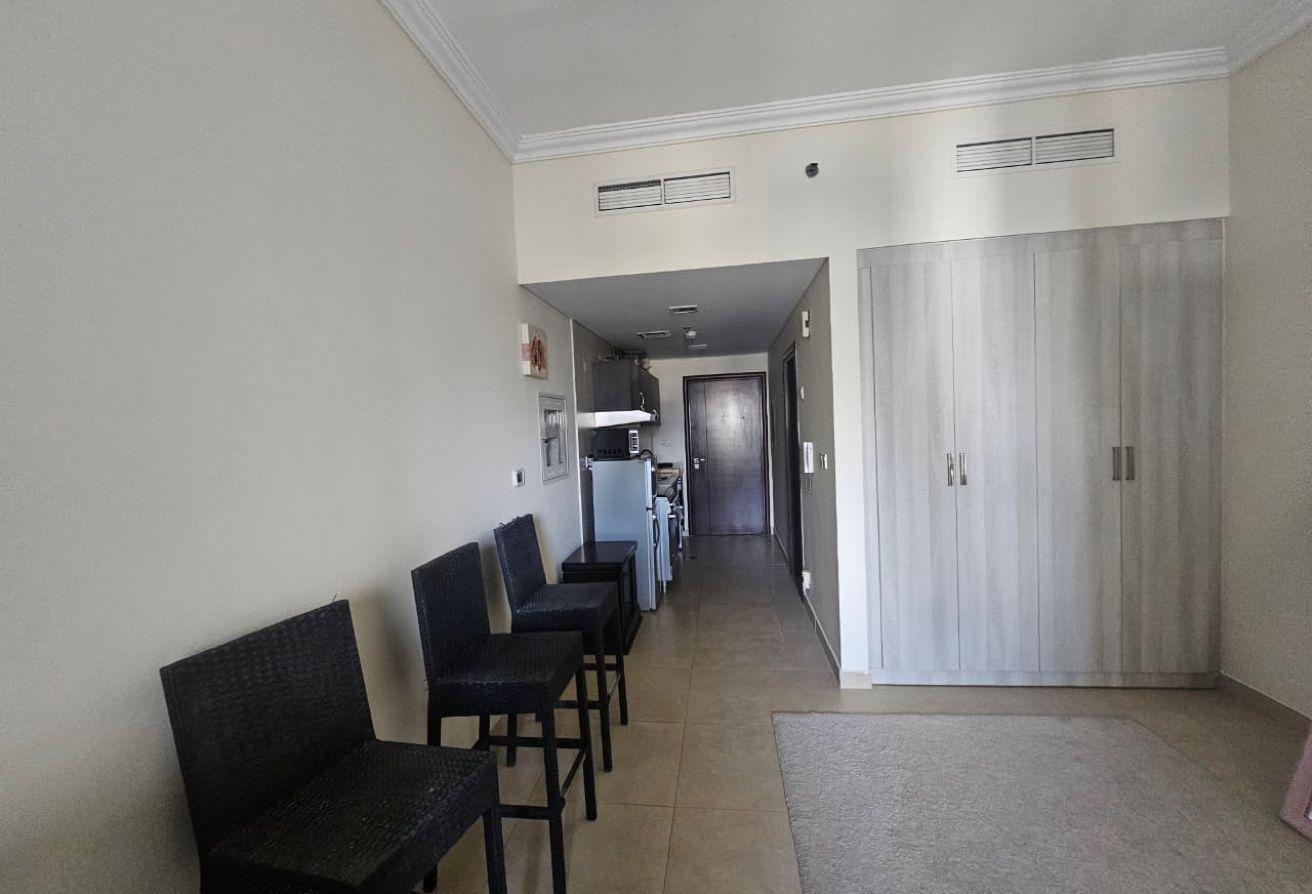 JVC Rent Furnished One Month Free Plaza Resdinces photo 10