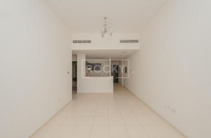 Apartment - 1 Bedroom - 1 Bathroom for sale in Mazaya 25 - Queue Point - Liwan - Dubai Land - Dubai