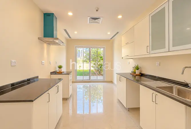 166521426 - Property Image 2