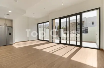 Apartment - 3 Bedrooms - 4 Bathrooms for rent in Holland Gardens - Town Square - Dubai