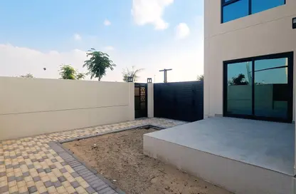 فيلا - 3 غرف نوم - 5 حمامات للبيع في مدينة الشارقة المستدامة - الشارقة