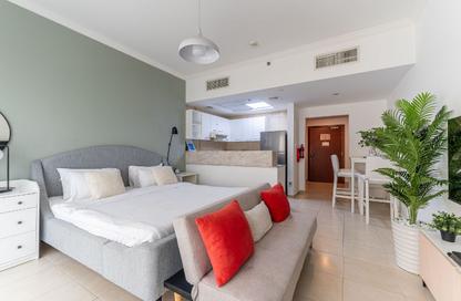 Apartment - Studio - 1 Bathroom for rent in Burj Al Nujoom - Downtown Dubai - Dubai
