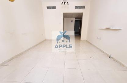 Apartment - 1 Bedroom - 2 Bathrooms for rent in Muwaileh 29 Building - Muwaileh - Sharjah