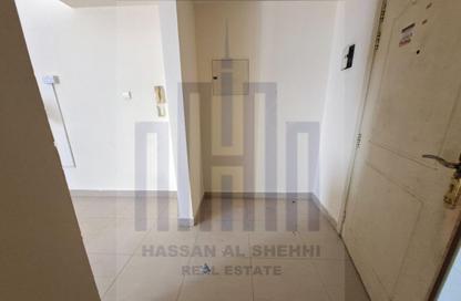 Apartment - Studio - 1 Bathroom for rent in Muwailih Building - Muwaileh - Sharjah