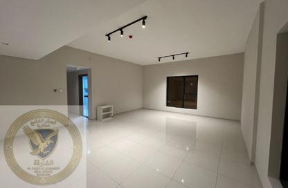 Apartment - 3 Bedrooms - 3 Bathrooms for rent in SRS Tower - Al Rashidiya 1 - Al Rashidiya - Ajman