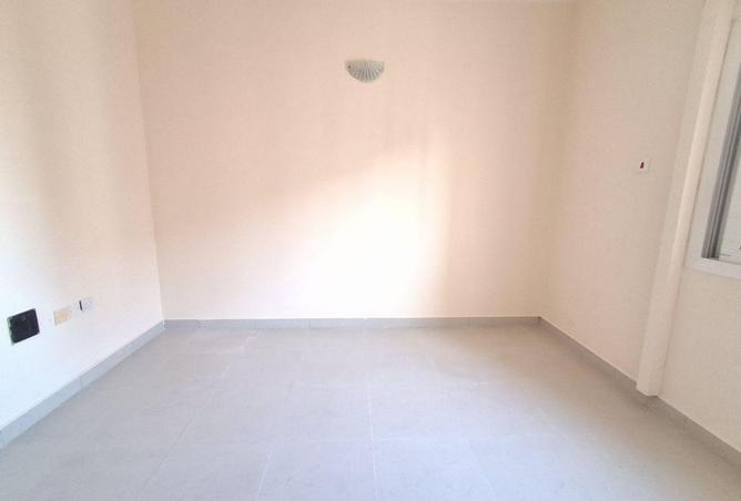 58211703 - Property Image 2