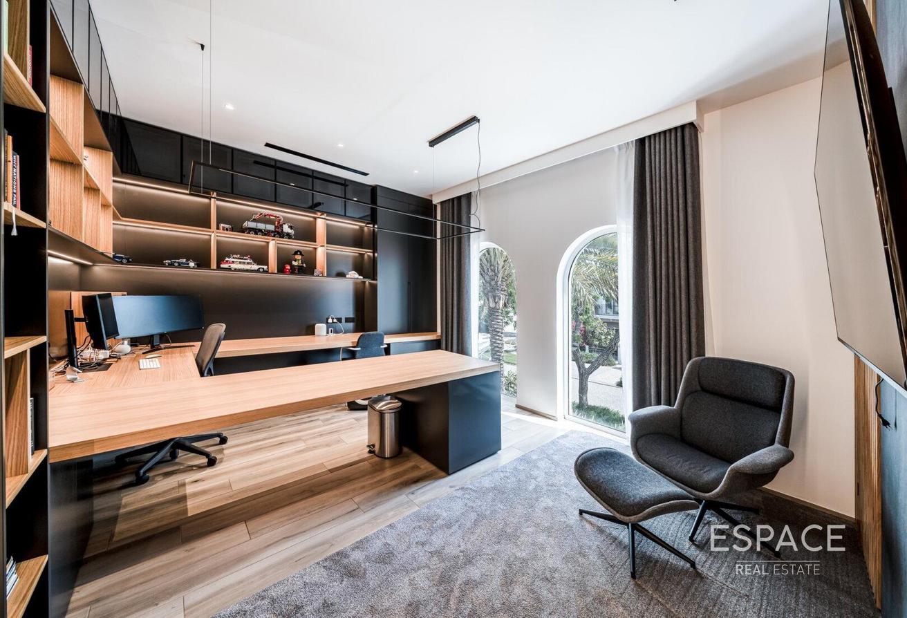 Luxury Living - Furnished - Turn Key photo 19