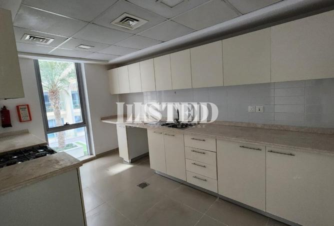 63252666 - Property Image 3