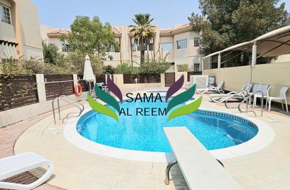 Villa - 4 - 4 for rent in Jumeirah 3 Villas - Jumeirah 3 - Jumeirah - Dubai