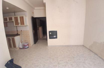 Apartment - Studio - 1 Bathroom for rent in Fire Station Road - Muwaileh - Sharjah