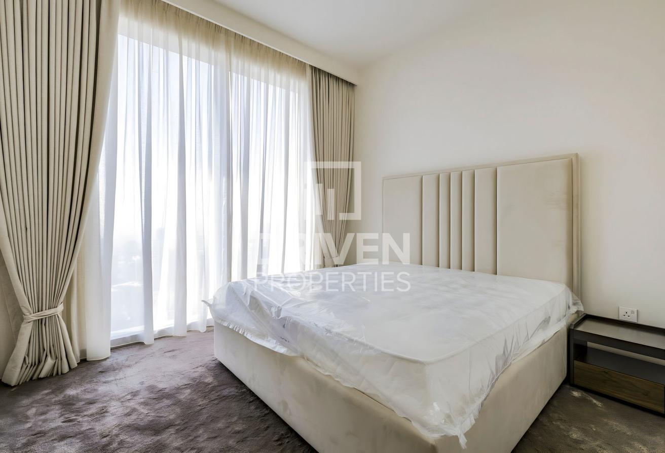 Above the 50th Floor | Corner Apt | Vacant photo 10