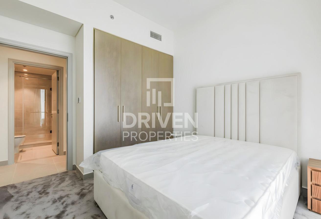 Above the 50th Floor | Corner Apt | Vacant photo 8