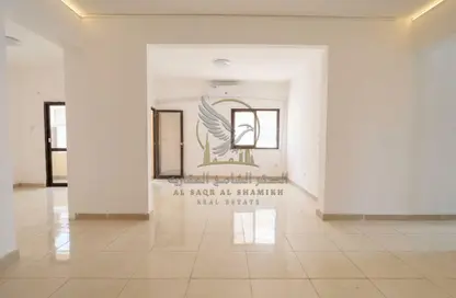 Apartment - 3 Bedrooms - 2 Bathrooms for rent in Rolla Square - Rolla Area - Sharjah
