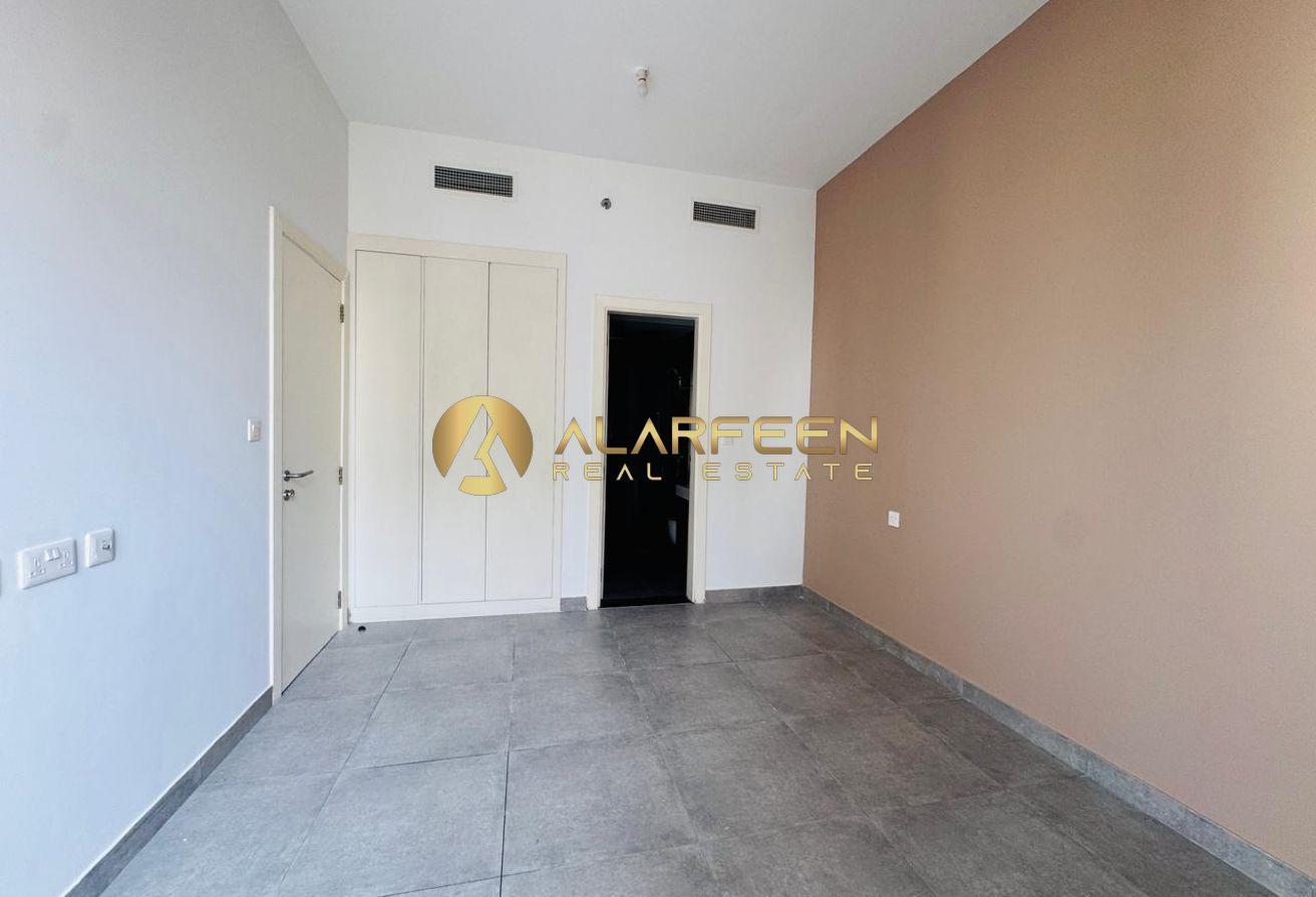 1Bhk Plus Maid | Specious | Grt Location photo 5