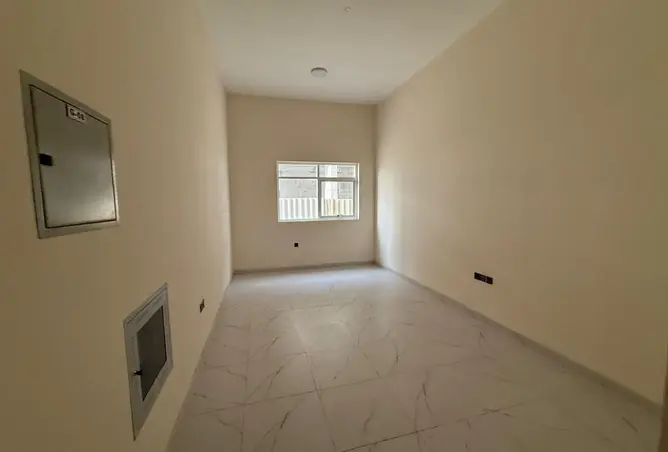 127912460 - Property Image 3