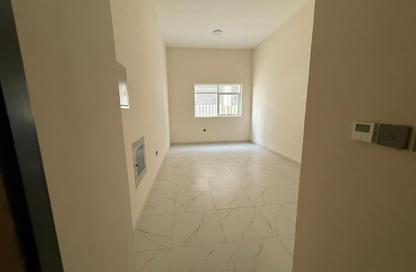 Apartment - Studio - 1 Bathroom for rent in Al Jurf 3 - Al Jurf - Ajman Downtown - Ajman Apartment - Studio - 1 Bathroom for rent in Al Jurf 3 - Al Jurf - Ajman Downtown - Ajman