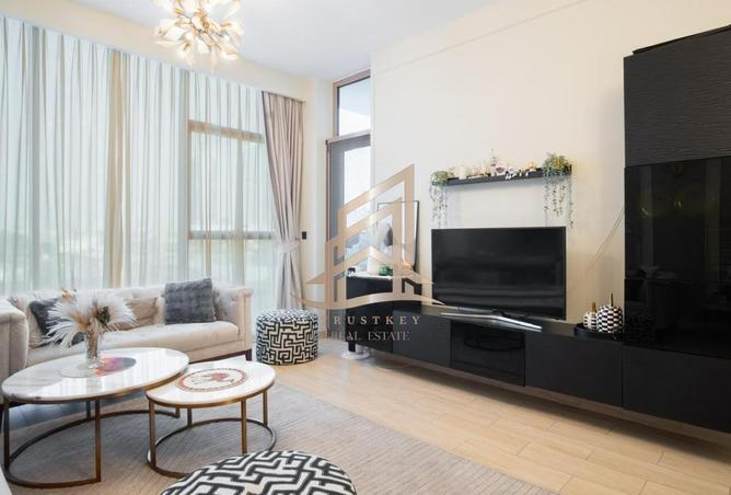 100418920 - Property Image 2