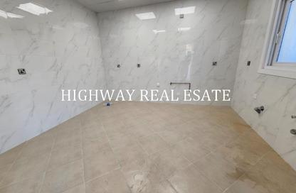 Villa - 4 - 7 for rent in Al Suyoh 1 - Al Suyoh - Sharjah
