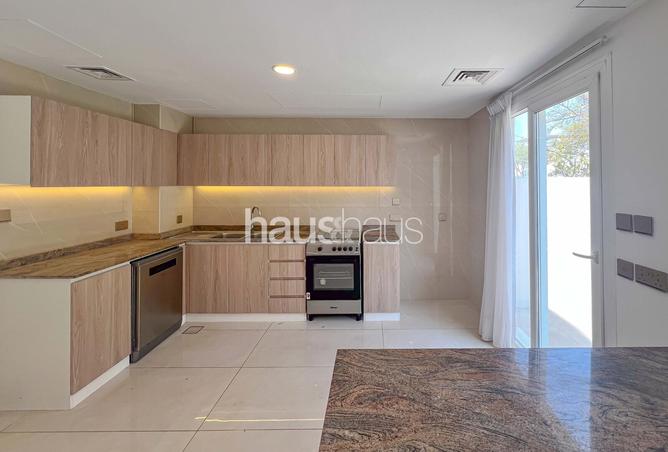 145085253 - Property Image 3