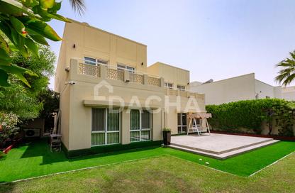 Villa - 4 Bedrooms - 5 Bathrooms for sale in Meadows 2 - Meadows - Dubai