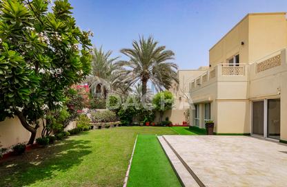 Villa - 4 - 5 for sale in Meadows 2 - Meadows - Dubai