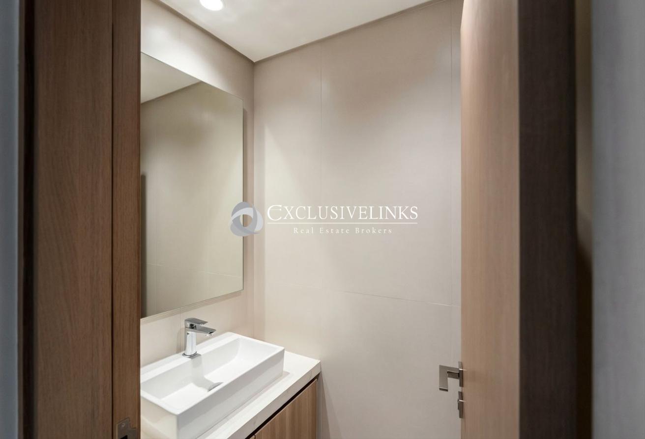 Brand New Furnished 1BR | Balcony | Near Metro photo 11