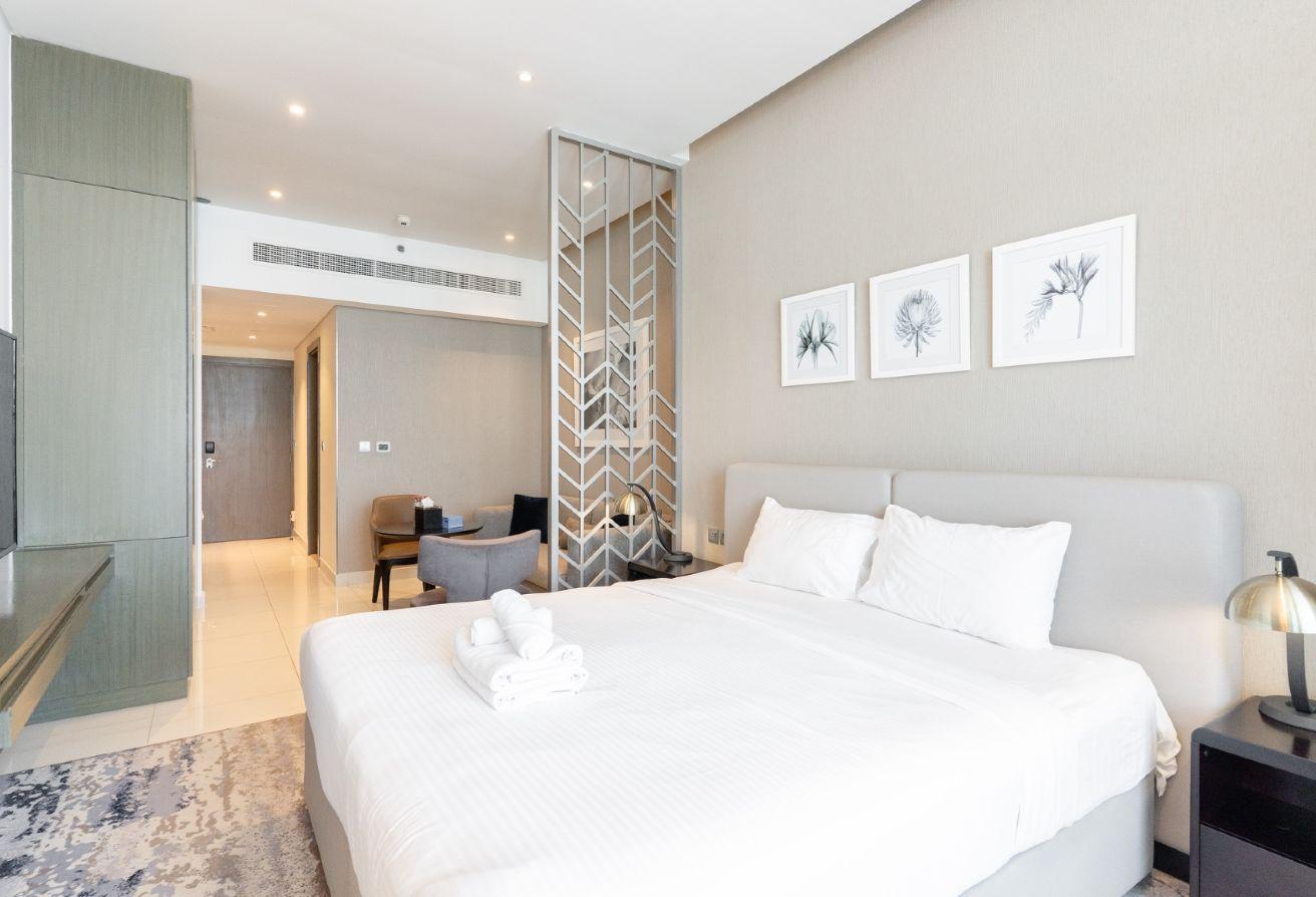 Fully Furnished | Vacant Now | Canal View photo 9