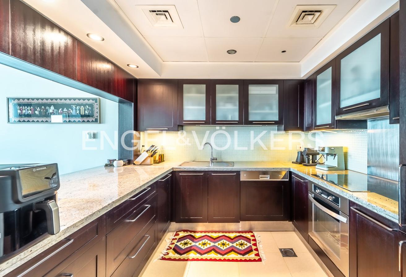Vacant | Stunning View | High Floor photo 5