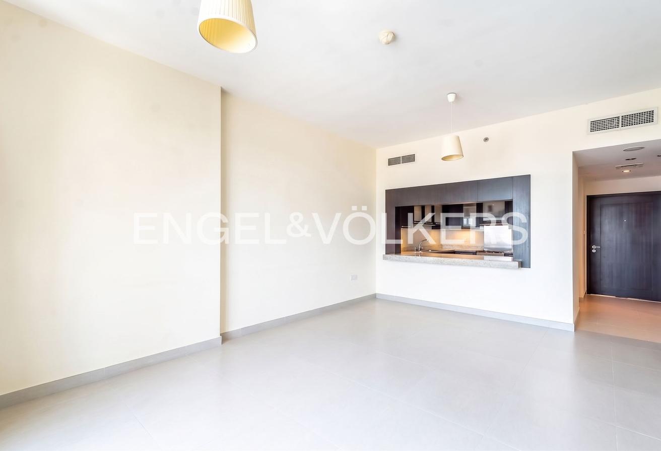 Vacant | Stunning View | High Floor photo 4