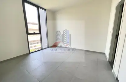 شقة - 2 غرف نوم - 3 حمامات للايجار في الجادة 1 - الجادة - الشارقة