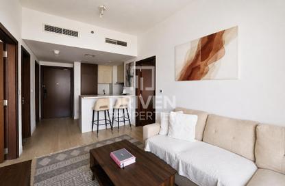 Apartment - 2 Bedrooms - 2 Bathrooms for sale in Vera Residences - Business Bay - Dubai